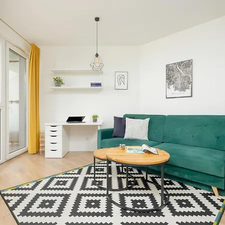 Wyjatkowy Apartament Z Parkingiem W Warszawie By Rent Like Lejlighed Warszawa